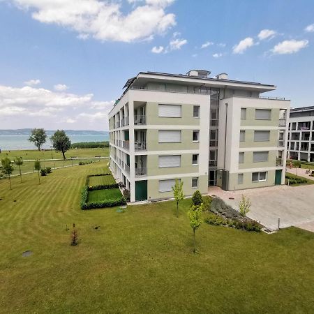Vizpart Honved Apartman Балатонлеле Екстериор снимка